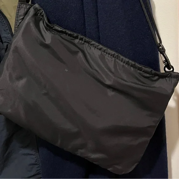 BREIFING should sling pouch bag - Picture 3 of 7